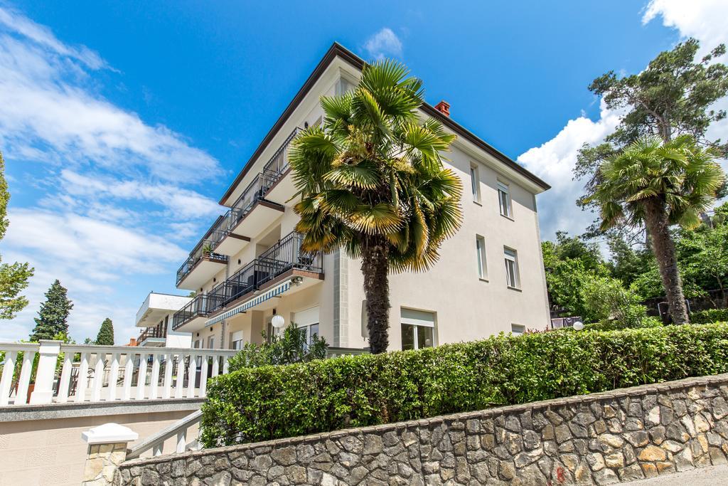 Apartments & Rooms Milcetic M Malinska Esterno foto