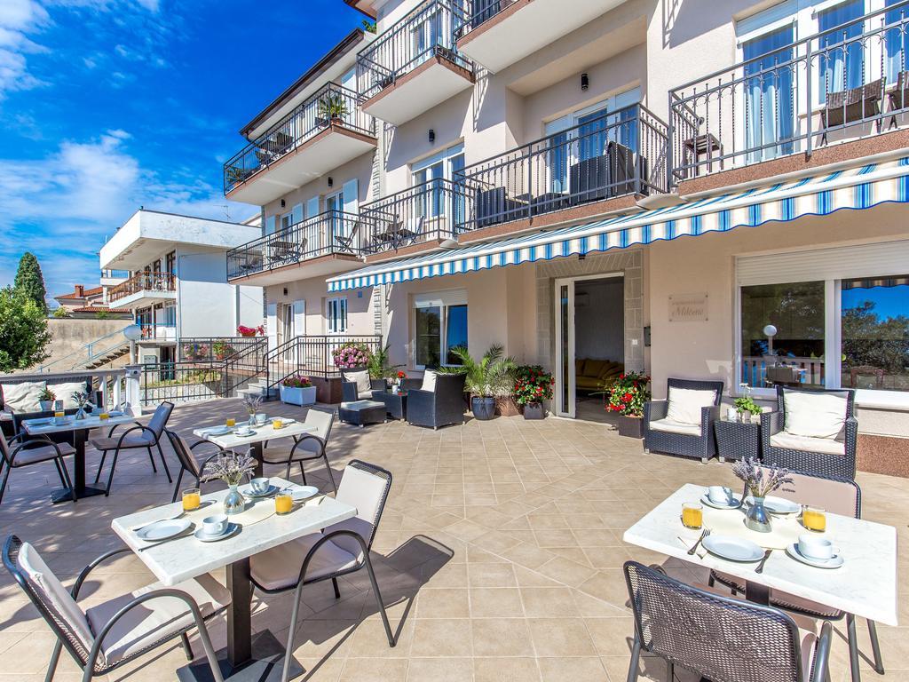 Apartments & Rooms Milcetic M Malinska Esterno foto