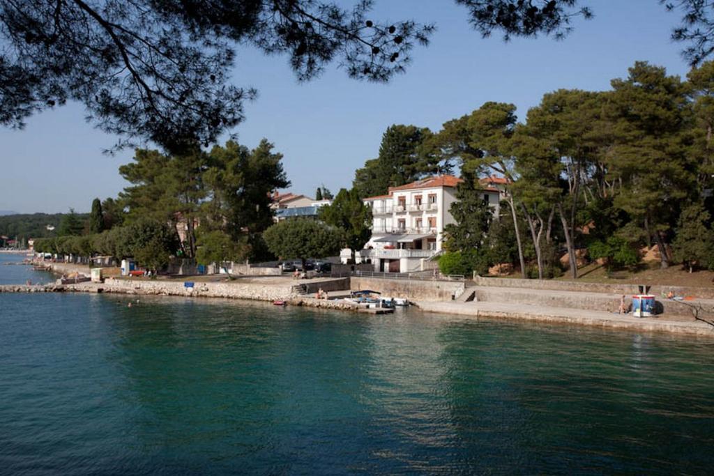 Apartments & Rooms Milcetic M Malinska Esterno foto